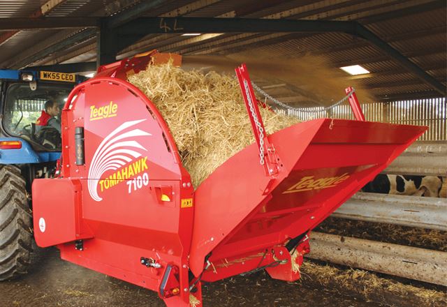 Teagle Tomahawk 7100 Feeder/Bedder