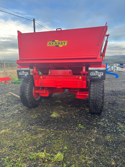 Herbst 14 Ton Dump Trailer