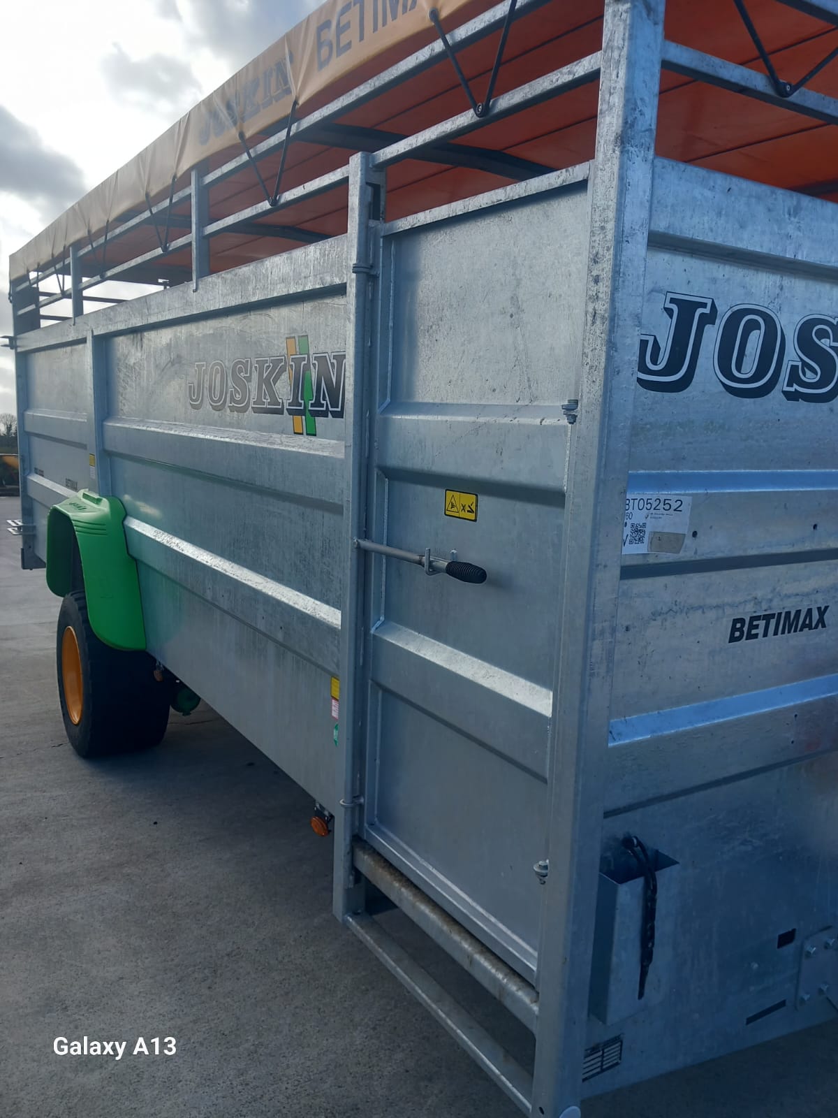 Joskin 20 x 8 Livestock Trailer