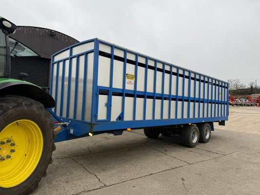 USED Lagan 28ft Stock Trailer