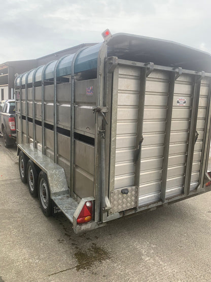 Used Tuffmac 14' Tri Axle Livestock Trailer