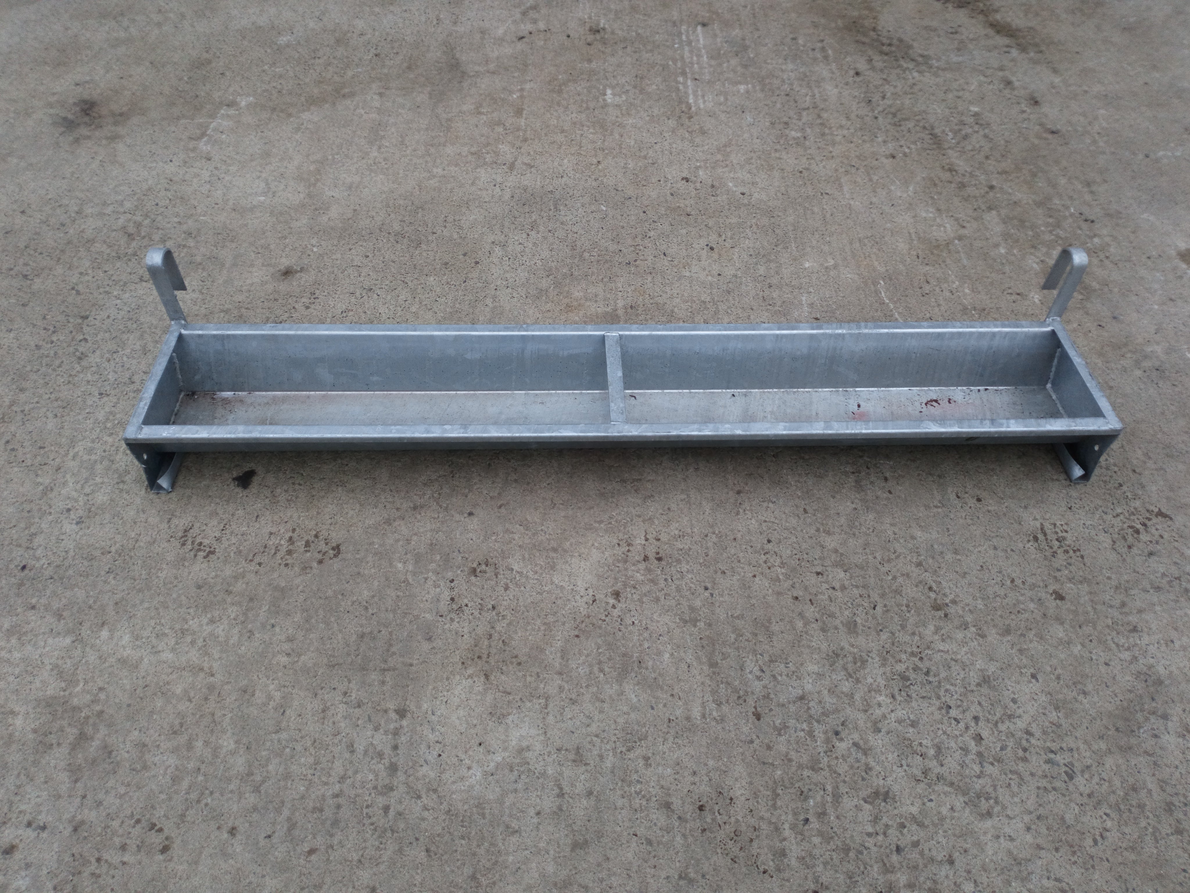 6FT Gate Hanging Trough – Gerard Kennedy & Sons (Farm Machinery & Agri ...